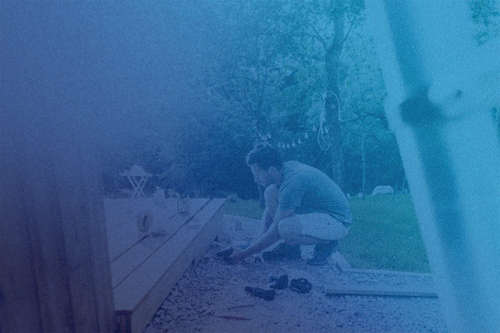 DIY on the Rise: More Homeowners Rolling Up Their Sleeves to Save